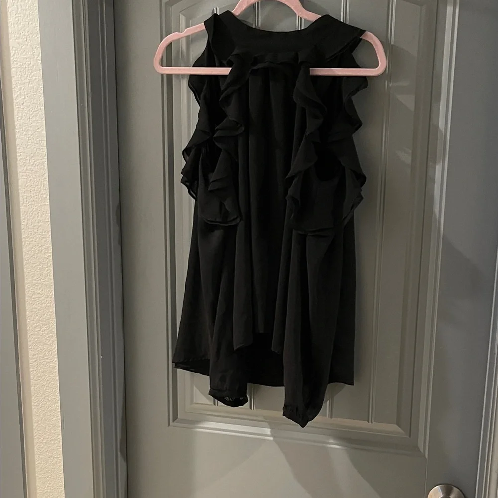 Chic Black Ruffle Sleeveless Blouse - Picture 7 of 7